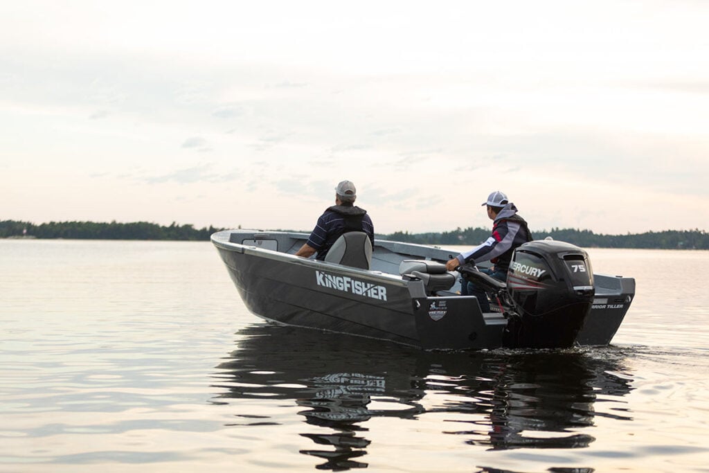 The 1825 Warrior Tiller heavy gauge all welded aluminum hull delivers toughness and durability together with our famous performance ride. Get it done and have some fun.